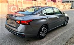 نيسان ألتيما